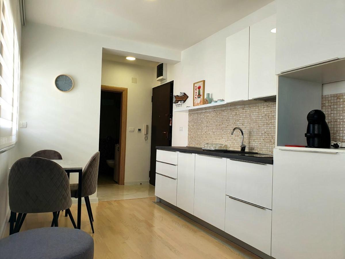 Aleksandar First Sea Line Apartment Bar Exteriér fotografie